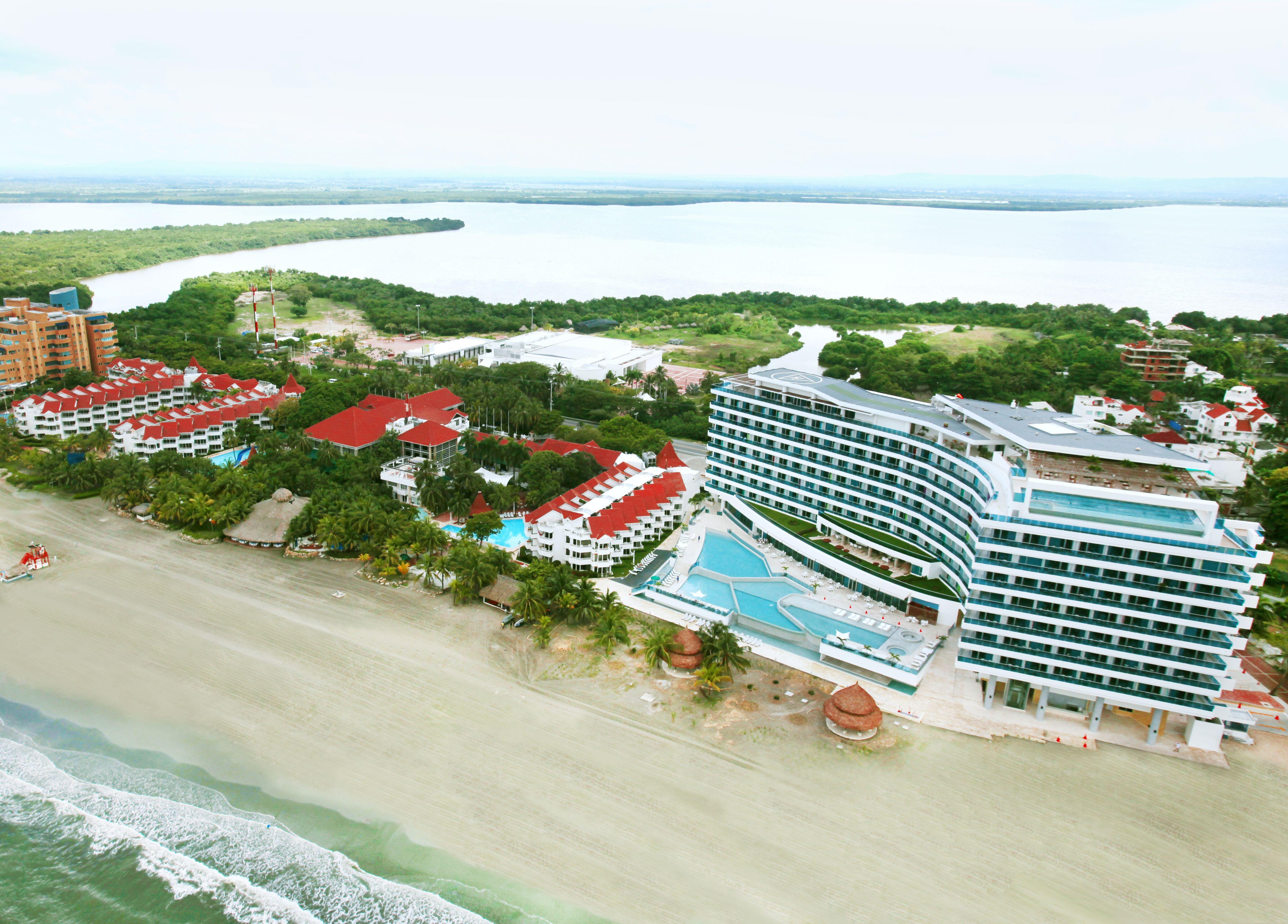 Hotel Las Americas Casa De Playa Cartagena Exterior photo Aerial view of the resort